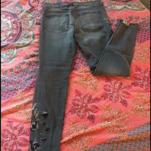 Women’s jeans